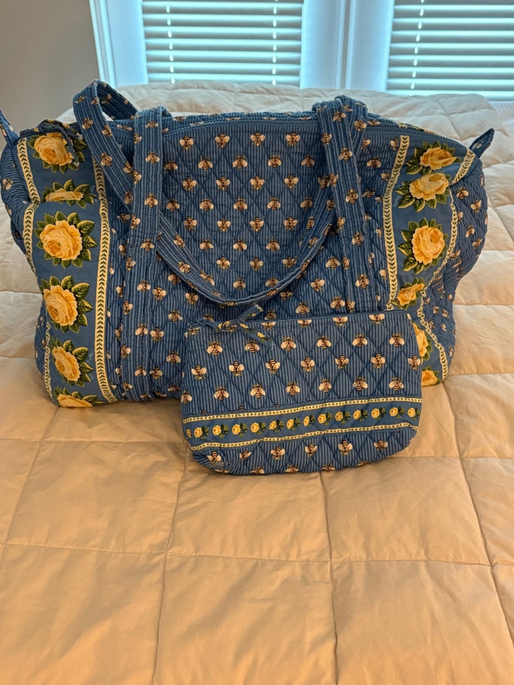 Vera Bradley Vintage Bees Yellow Roses Duffel & Cosmetic Case Travel Set